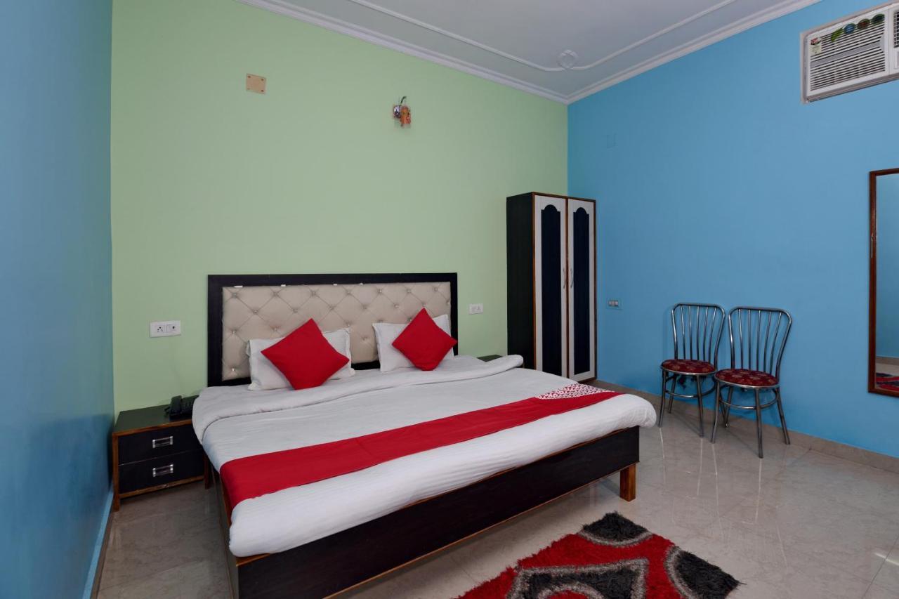 Oyo 4409 Hotel Chaitanya Inn Варанаси Экстерьер фото