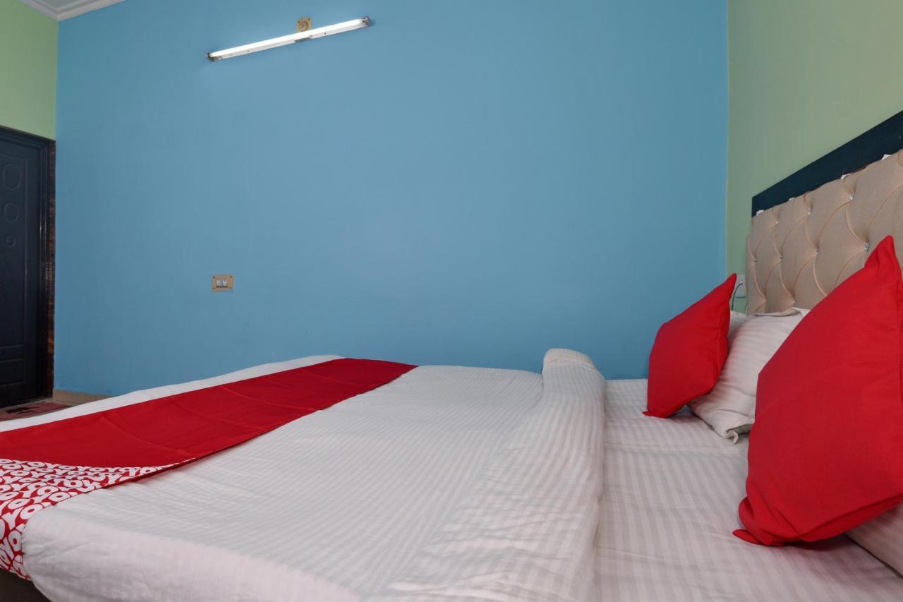 Oyo 4409 Hotel Chaitanya Inn Варанаси Экстерьер фото