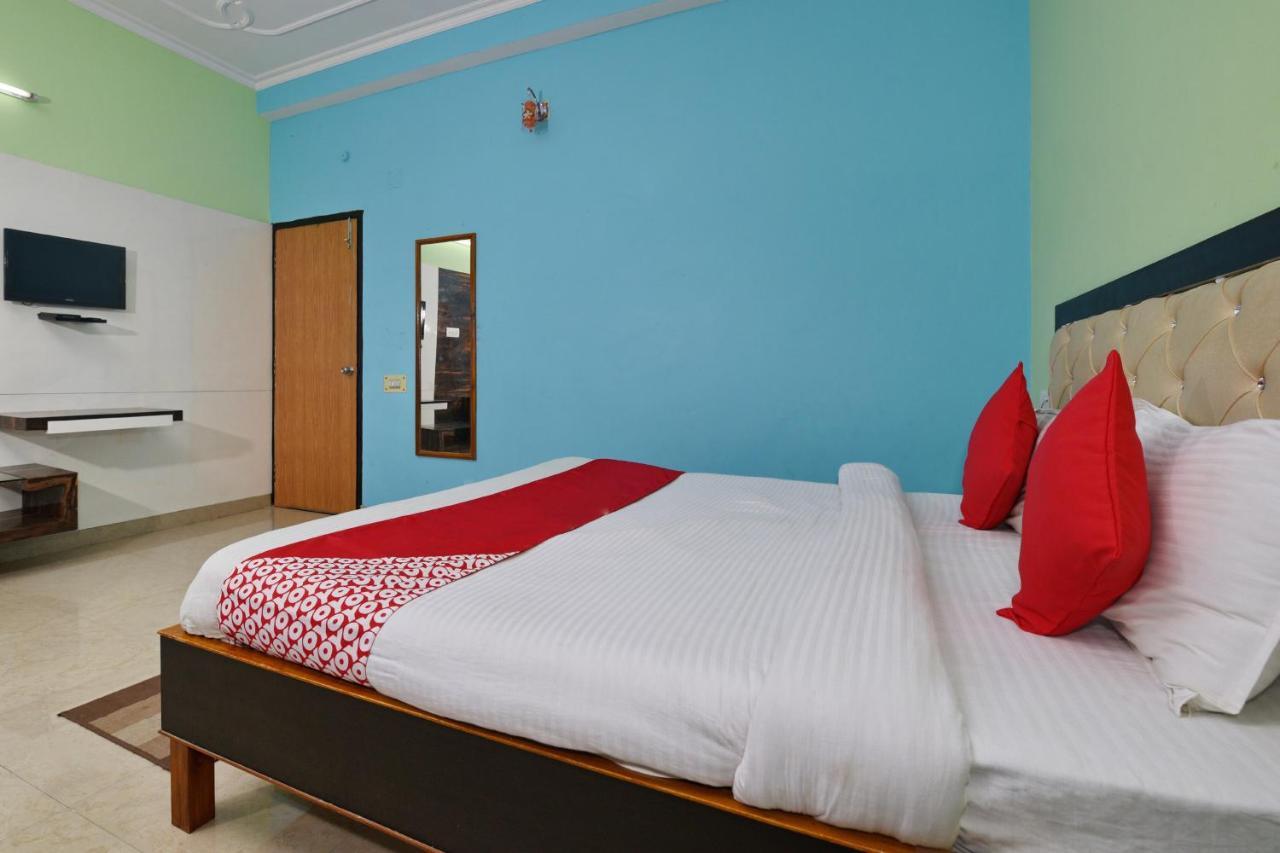 Oyo 4409 Hotel Chaitanya Inn Варанаси Экстерьер фото