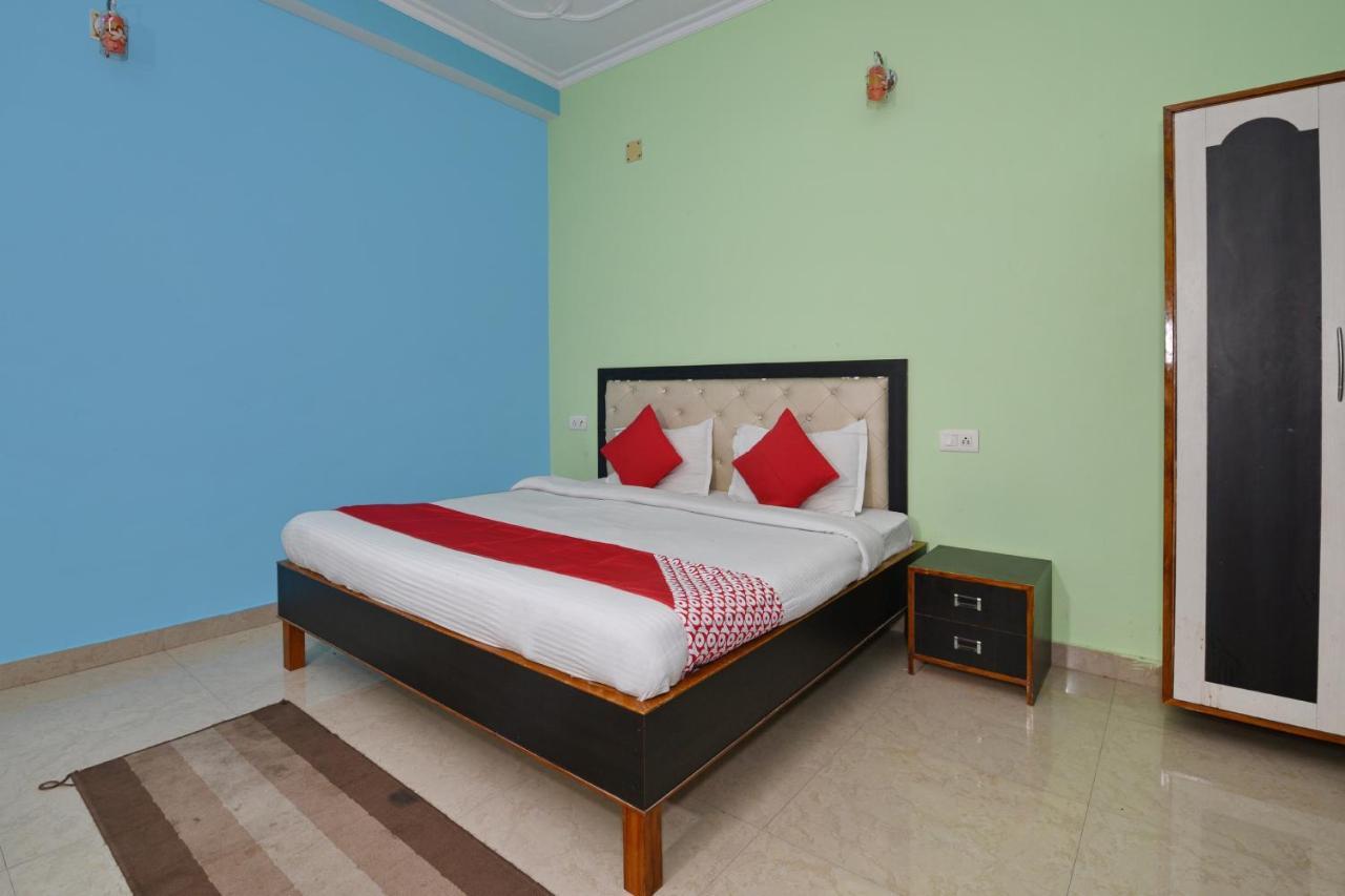 Oyo 4409 Hotel Chaitanya Inn Варанаси Экстерьер фото